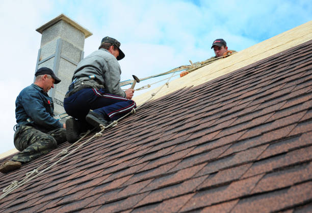 Best Residential Roofing Contractor  in Leavittsburg, OH